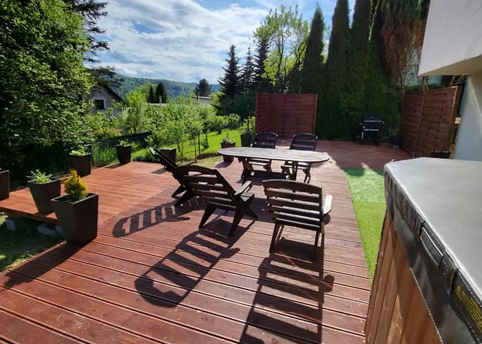 Apartamenty Willa Naskarpie Jacuzzi Sauna Basen